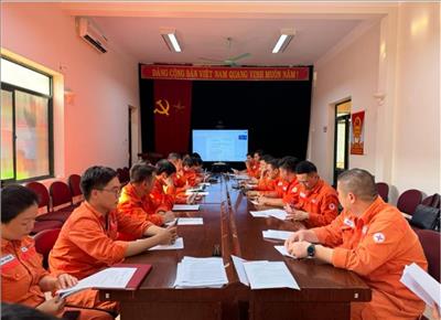 Chi bộ Phân xưởng sửa chữa thủy điện Sơn La tổ chức Hội nghị kiểm điểm, đánh giá, xếp loại hằng năm đối với Tổ chức Đảng, Đảng viên và tập thể, cá nhân lãnh đạo quản lý năm 2023