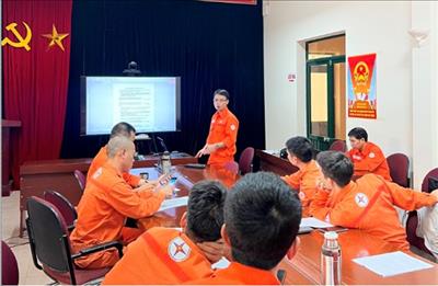 Phân xưởng sửa chữa Cơ khí Sơn La triển khai đào tạo nội bộ nhận thức RCM2 cho cán bộ công nhân viên người lao động
