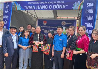 Gian hàng 0 đồng - “Trao yêu thương, nhận lại nụ cười”